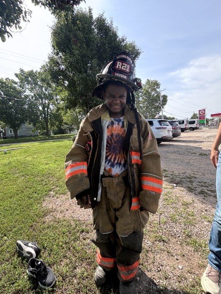 A youth participant at a community event